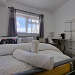 Nice Living Serviced Accommodations 4