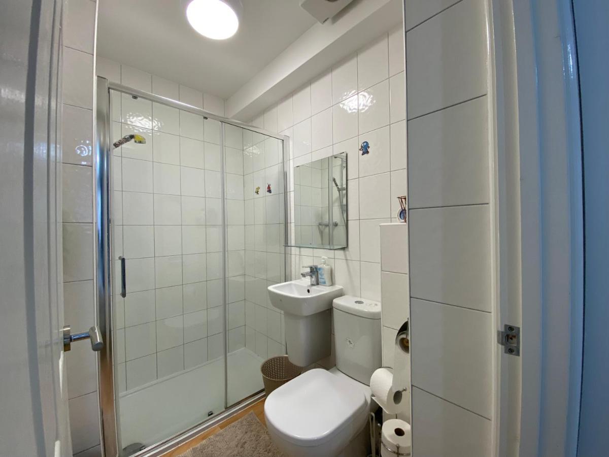 Living Serviced 4 Homestay Coventry
