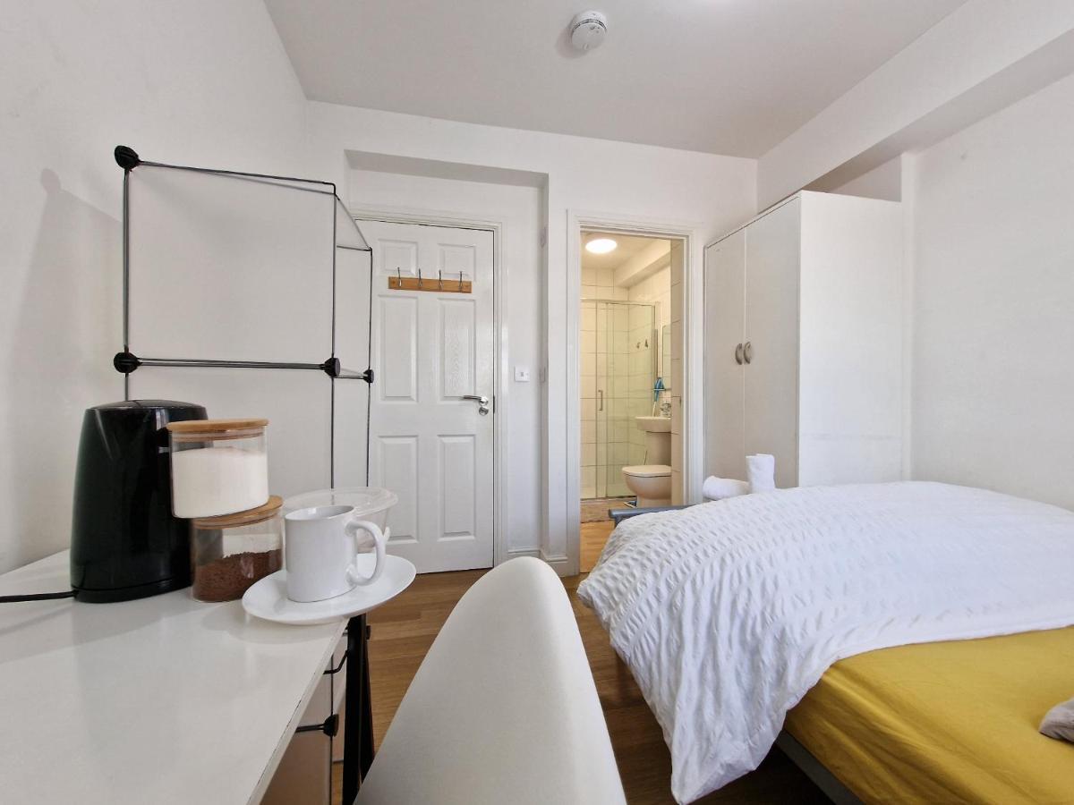 Living Serviced 4 Homestay Coventry